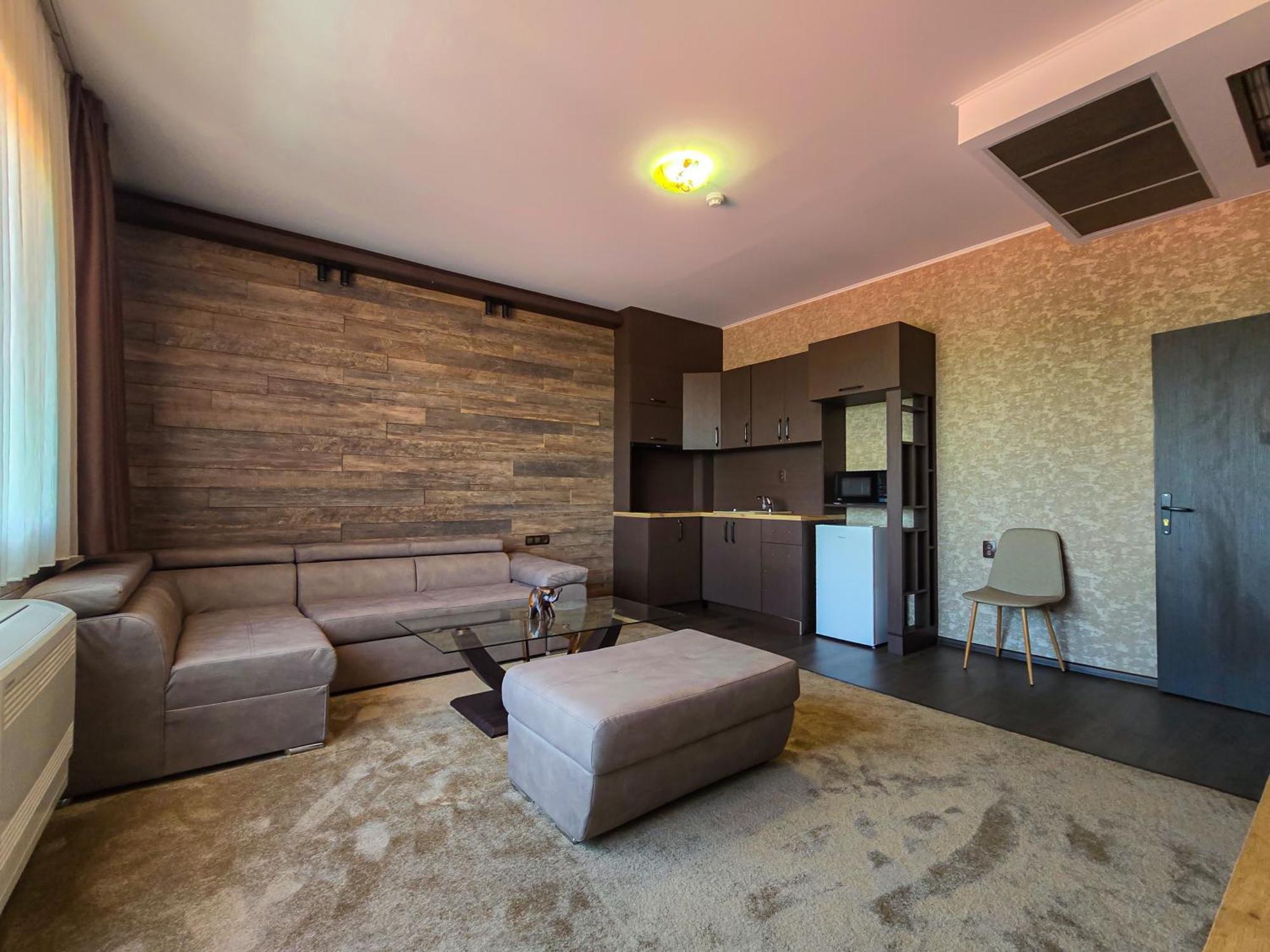 Комплекс Бабенец Hotel กอร์นา ออร์ยาโควิตซา ภายนอก รูปภาพ